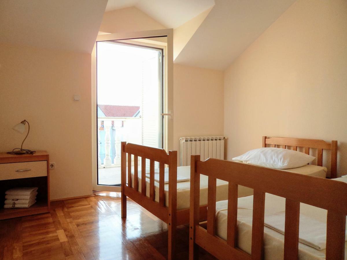 Apartments Andela Свети-Филип-и-Яков Экстерьер фото