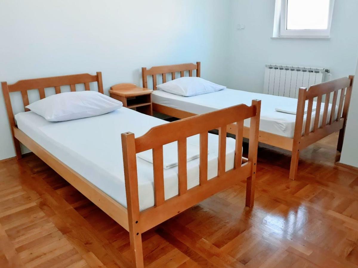 Apartments Andela Свети-Филип-и-Яков Экстерьер фото